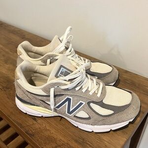New Balance 990 V4 Made In USA ‘Grey Day 2023’